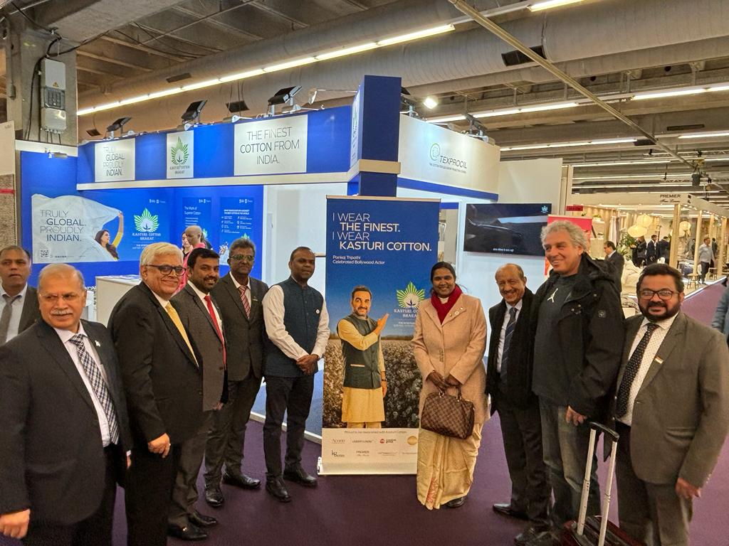 Dr Beena M IAS, DC Handloom and CGI India Frankfurt Mr BS Mubarak along with Texprocil Officials at the Kasturi Cotton Bharat, Stall from 9-12 January, 2024 at Heimtextil, Frankfurt