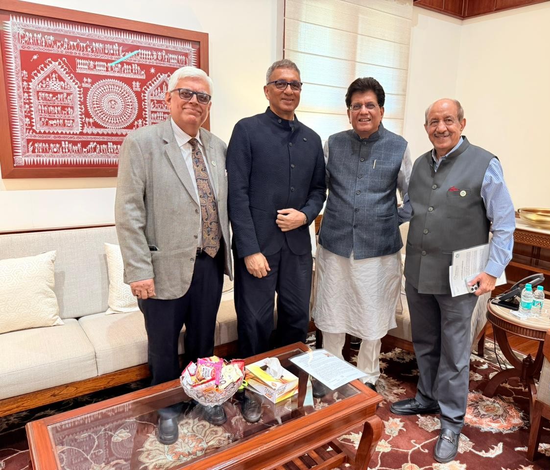 Shri Vijay Agarwal, Chairman, TEXPROCIL, along with Shri Ravi Sam, Vice Chairman, and Dr. Siddhartha Rajagopal, ED met Shri Piyush Goyal on 16th December 2025 at New Delhi to review India's textile exports across key segments. 